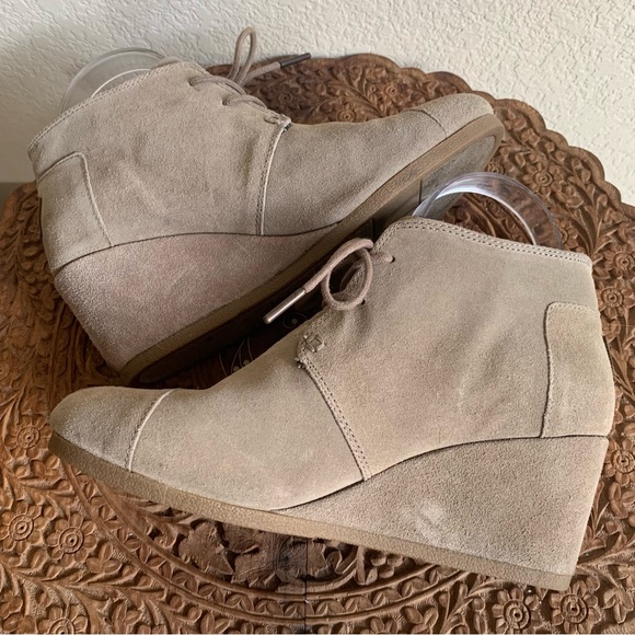 TOMS Women's Size 9 Desert Sand Beige Tan Lace Up Wedge Boots Ankle Booties - Picture 8 of 9
